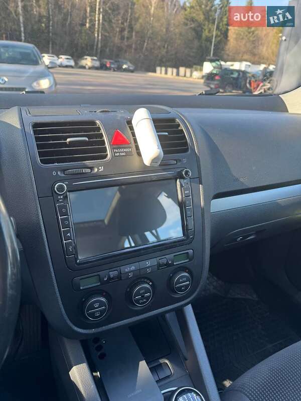Універсал Volkswagen Golf 2008 в Сколе