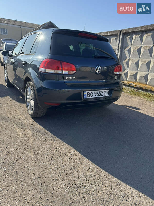 Хетчбек Volkswagen Golf 2012 в Крижополі