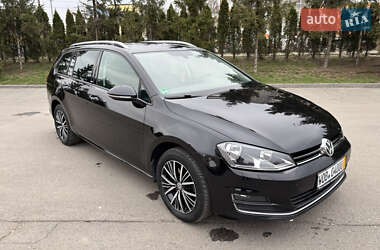 Универсал Volkswagen Golf 2017 в 