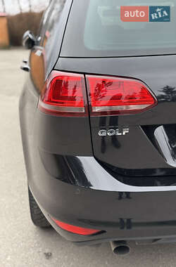 Универсал Volkswagen Golf 2017 в 
