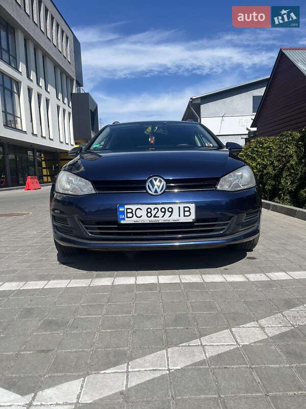 Универсал Volkswagen Golf 2014 в 