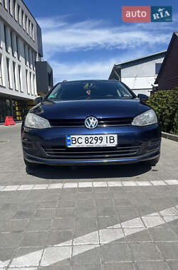 Универсал Volkswagen Golf 2014 в 