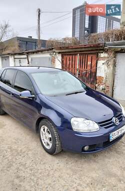Хетчбек Volkswagen Golf 2006 в 