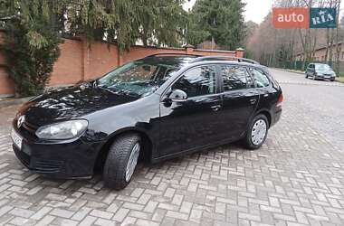Універсал Volkswagen Golf 2010 в Львові
