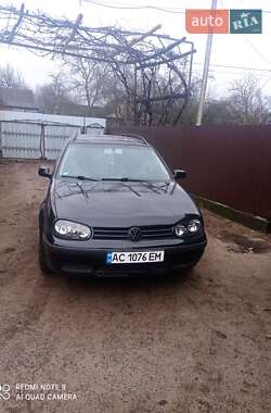 Универсал Volkswagen Golf 2000 в Любомле