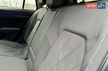 Универсал Volkswagen Golf 2022 в 