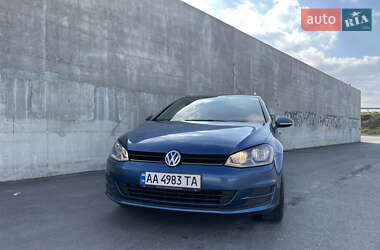 Универсал Volkswagen Golf 2015 в 