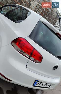 Хэтчбек Volkswagen Golf 2009 в 