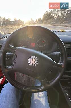 Хетчбек Volkswagen Golf 2000 в Львові