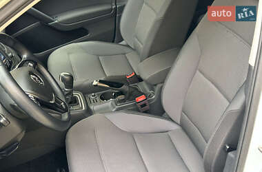 Хэтчбек Volkswagen Golf 2017 в 