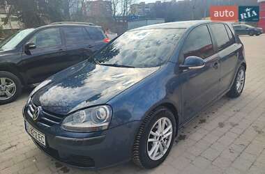 Хэтчбек Volkswagen Golf 2008 в 