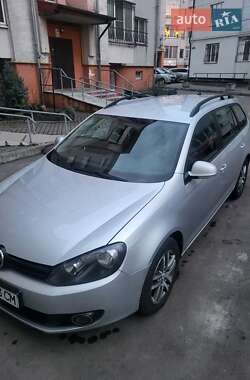 Універсал Volkswagen Golf 2011 в 