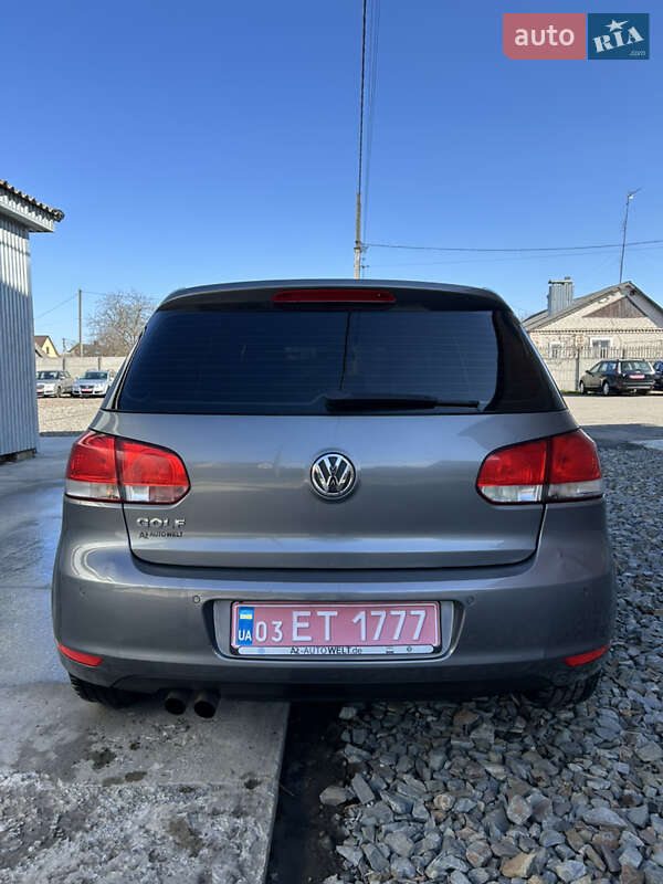 Хетчбек Volkswagen Golf 2009 в Луцьку