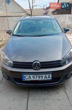 Универсал Volkswagen Golf 2011 в 