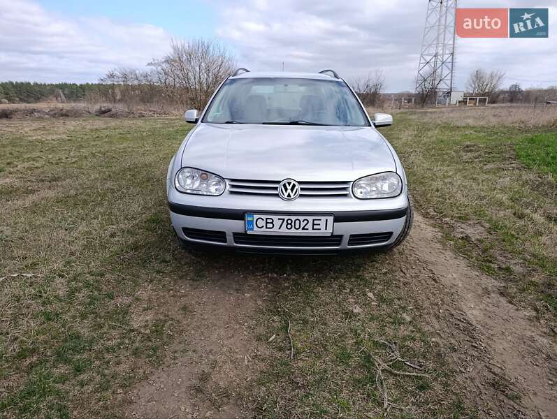 Volkswagen Golf 2000