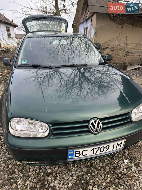 Volkswagen Golf 2000