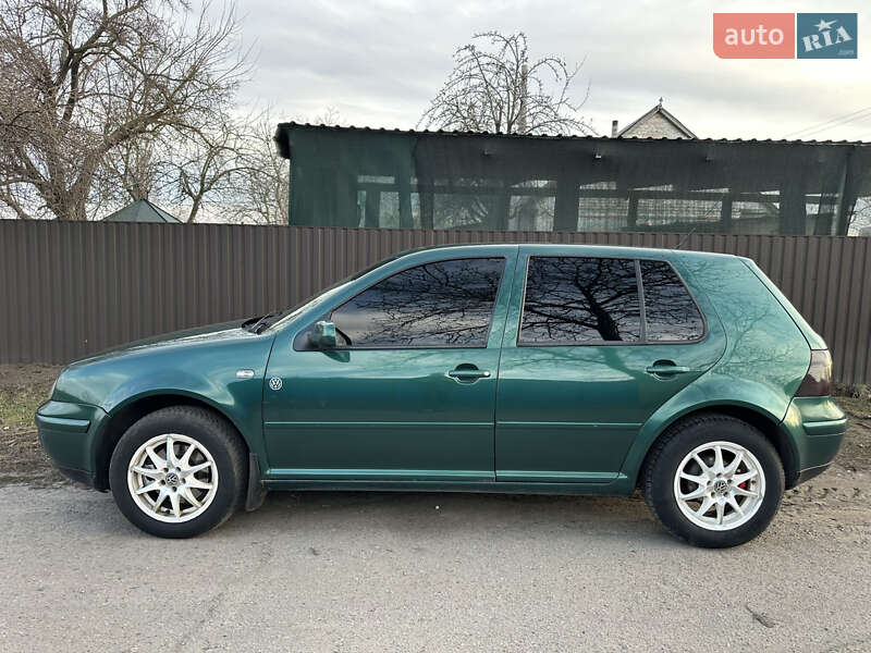 Хэтчбек Volkswagen Golf 2000 в Белой Церкви