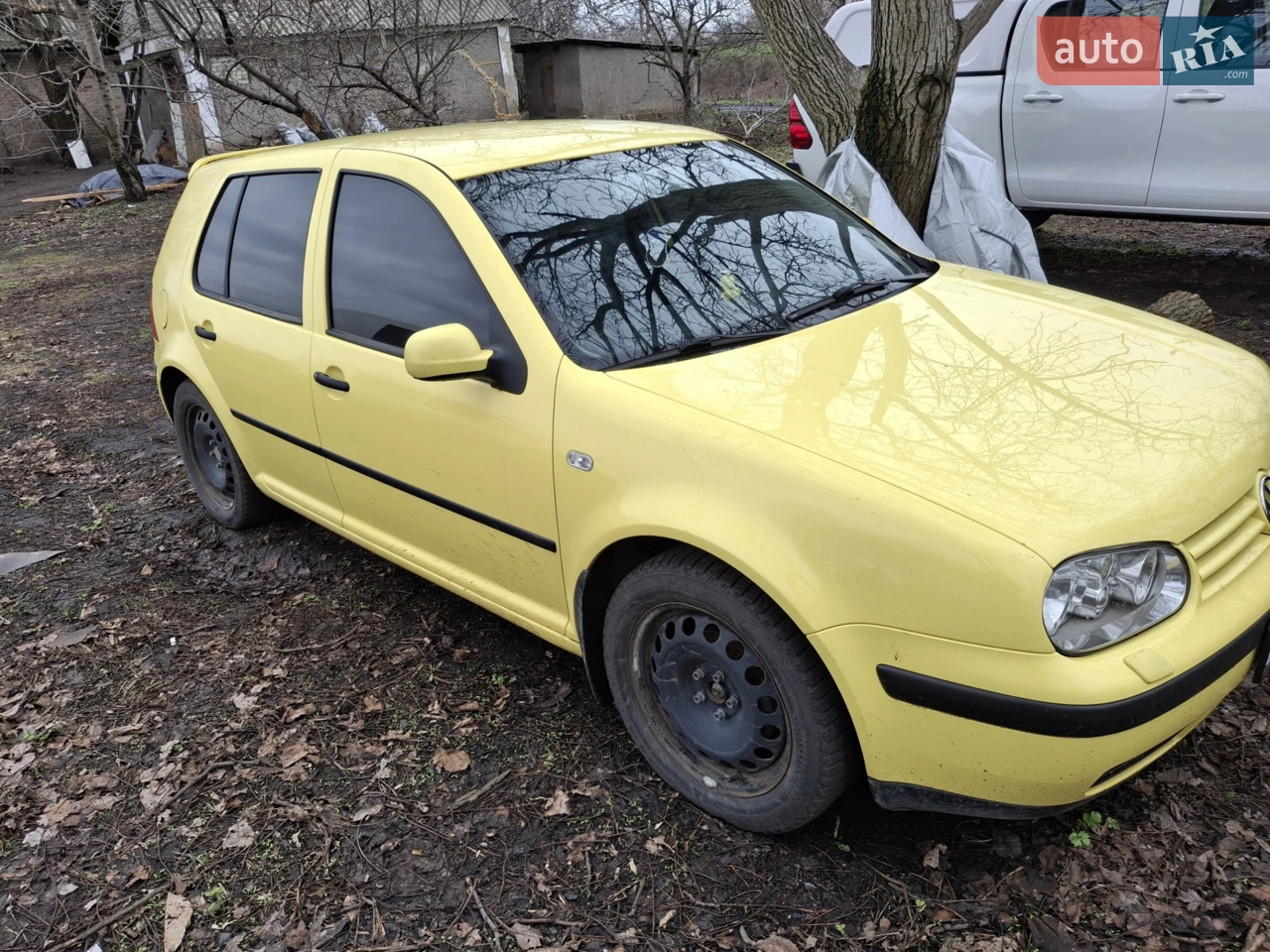 Доброго дня, продаю власне авто. Показник одометру завищений спеціально. Авто у нормальному стані, присутні сліди експлуатації (на фото). 