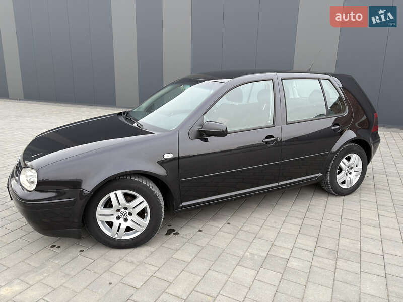 Хэтчбек Volkswagen Golf 2000 в Хмельницком