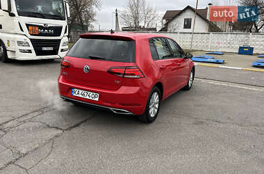 Хэтчбек Volkswagen Golf 2017 в 