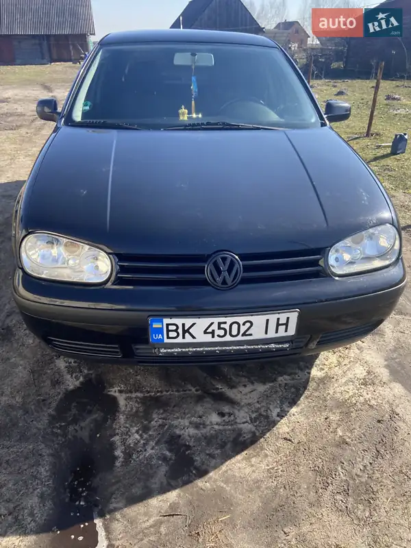 Volkswagen Golf