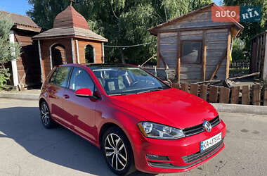 Хэтчбек Volkswagen Golf 2017 в 