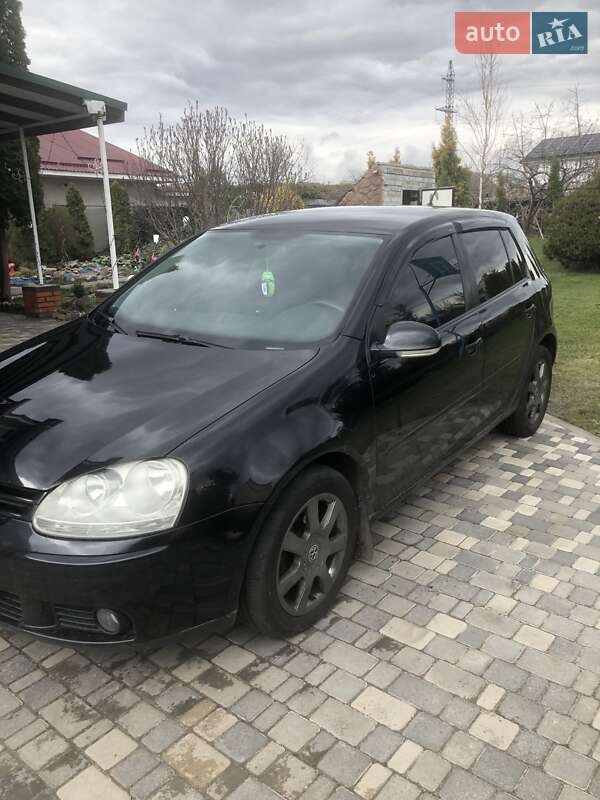 Хетчбек Volkswagen Golf 2007 в Соколовському
