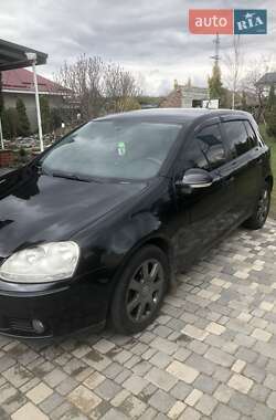 Хэтчбек Volkswagen Golf 2007 в 