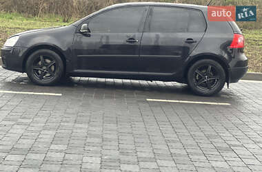 Хетчбек Volkswagen Golf 2008 в 