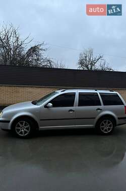 Універсал Volkswagen Golf 2000 в 