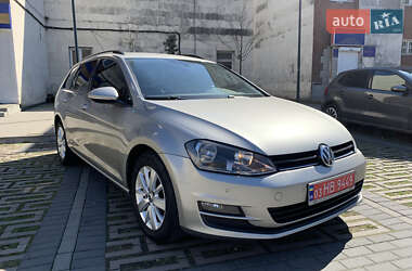 Універсал Volkswagen Golf 2015 в 