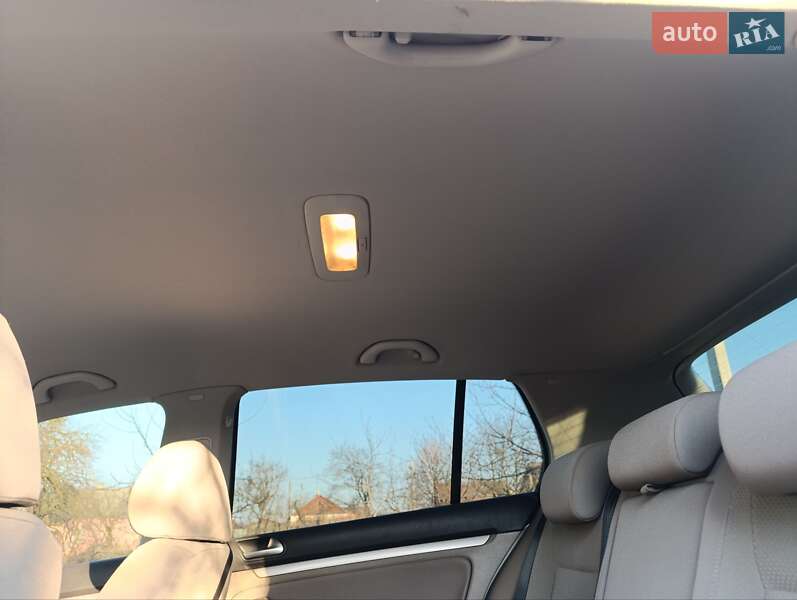 Хэтчбек Volkswagen Golf 2007 в Звягеле