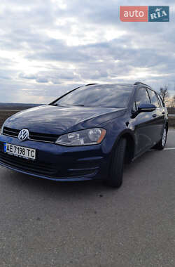 Универсал Volkswagen Golf 2015 в 