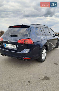 Универсал Volkswagen Golf 2015 в 