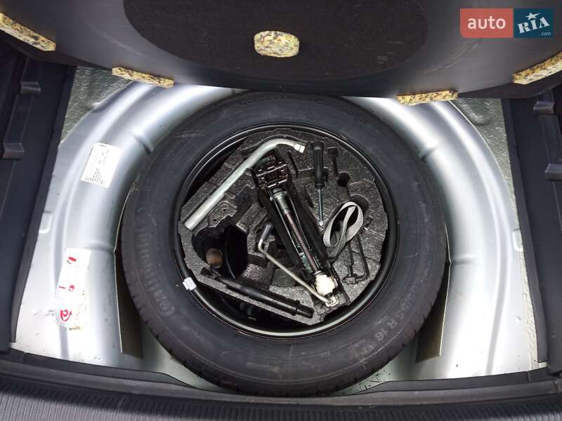 Универсал Volkswagen Golf 2007 в Киеве