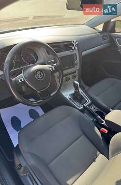 Универсал Volkswagen Golf 2015 в 