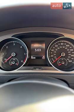 Универсал Volkswagen Golf 2015 в 