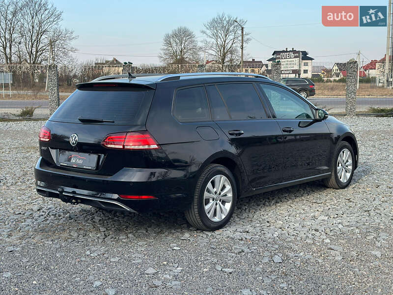 Універсал Volkswagen Golf 2019 в Бродах