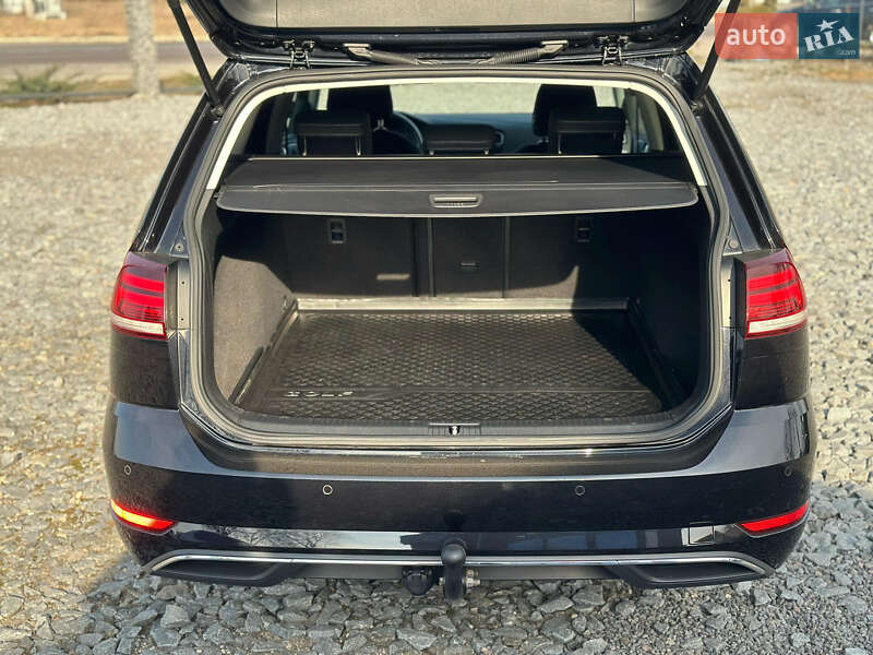 Універсал Volkswagen Golf 2019 в Бродах