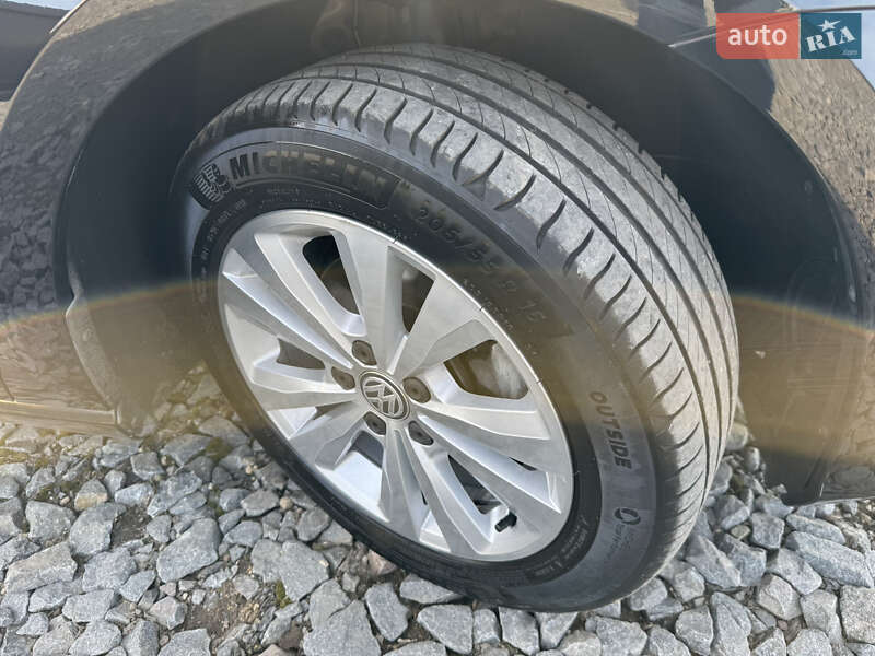 Універсал Volkswagen Golf 2019 в Бродах