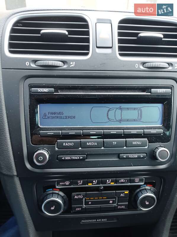 Універсал Volkswagen Golf 2010 в Вінниці