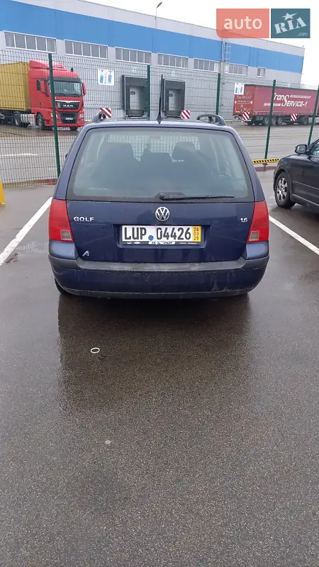 Volkswagen Golf