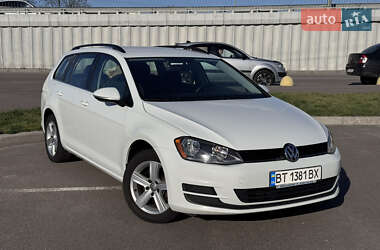 Универсал Volkswagen Golf 2015 в 