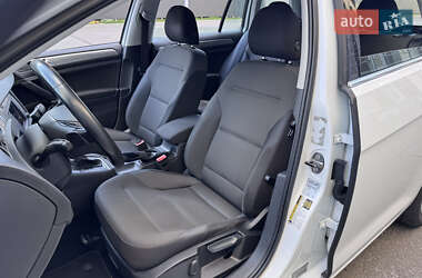 Универсал Volkswagen Golf 2015 в 