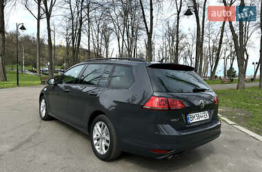 Универсал Volkswagen Golf 2014 в 