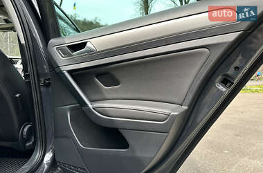 Универсал Volkswagen Golf 2014 в 