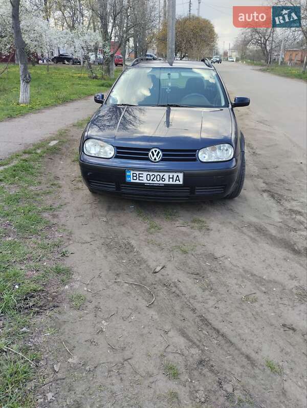 Volkswagen Golf 2001