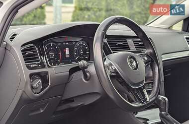 Універсал Volkswagen Golf 2017 в 