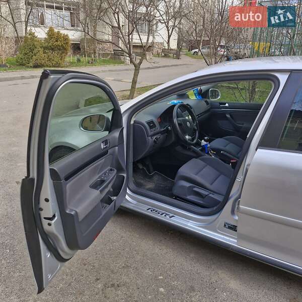 Хэтчбек Volkswagen Golf 2007 в Ивано-Франковске