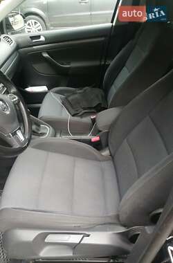 Универсал Volkswagen Golf 2011 в 